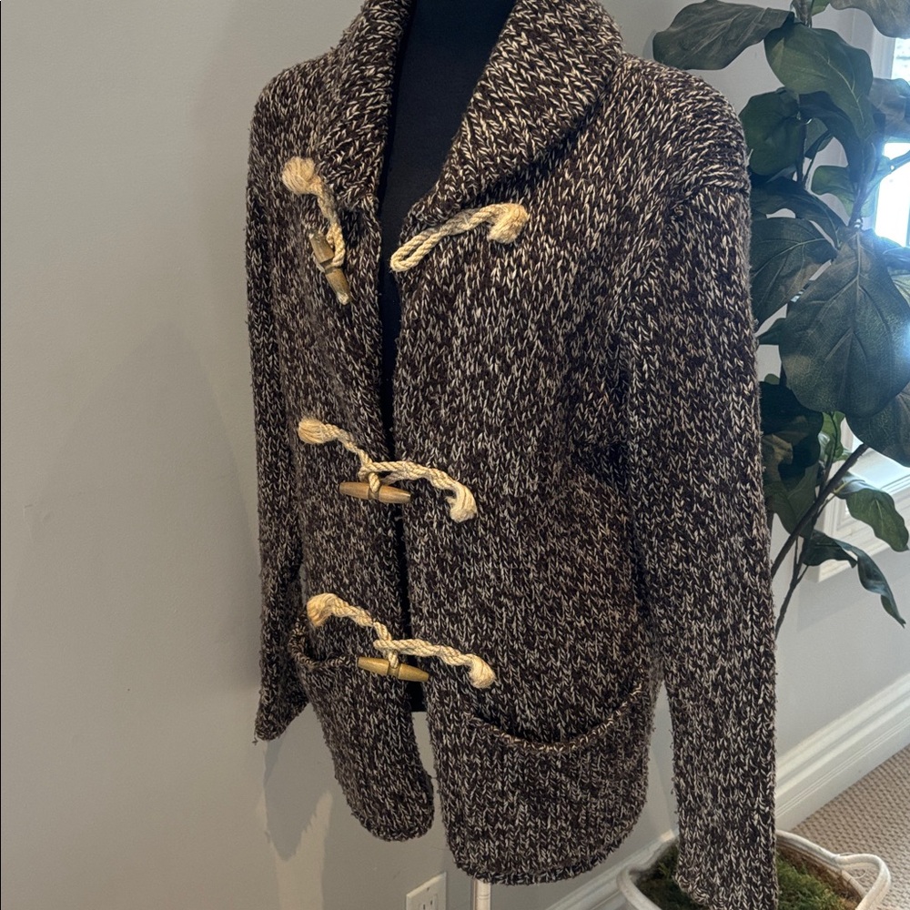 RALPH LAUREN BROWN AND CREAM CHUNKY KNIT CARDIGAN ROPE TOGGLE CLOSURE